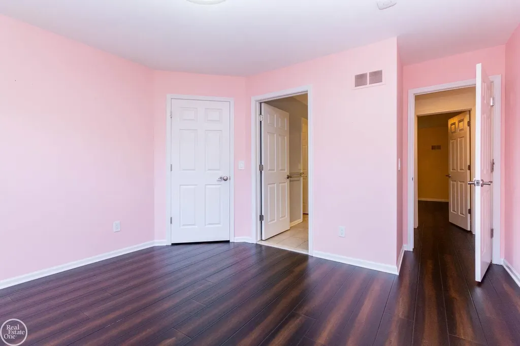 5426 Murray Court Waterford Charter Township MI 48327