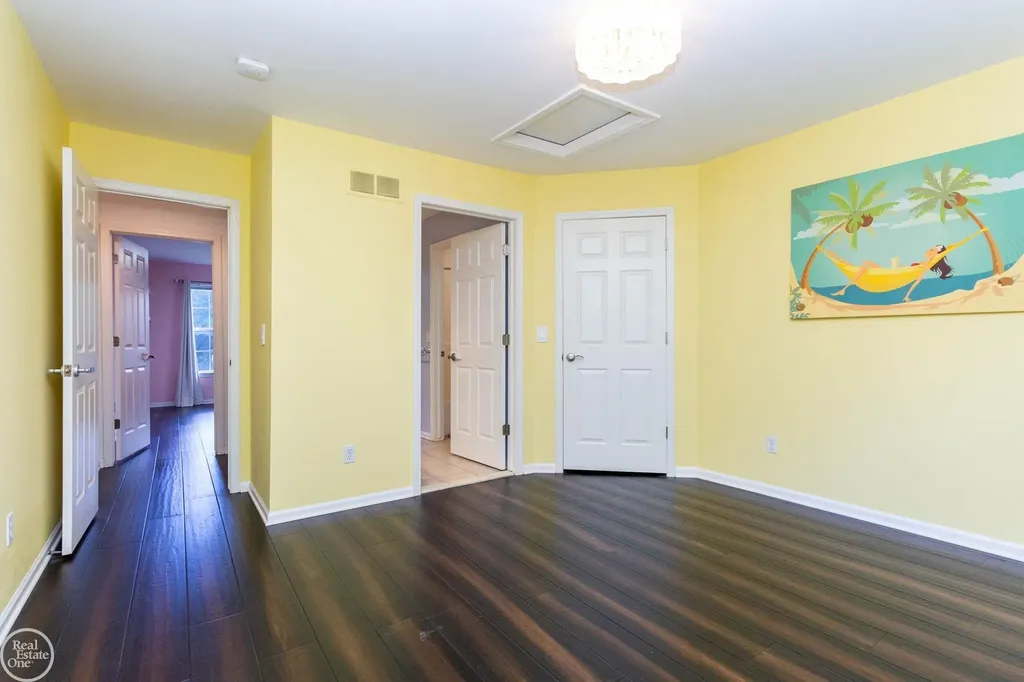 5426 Murray Court Waterford Charter Township MI 48327