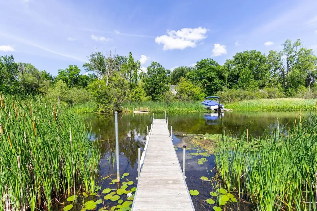 5426 Murray Court Waterford Charter Township MI 48327