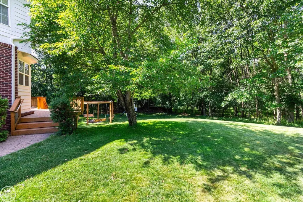 5426 Murray Court Waterford Charter Township MI 48327