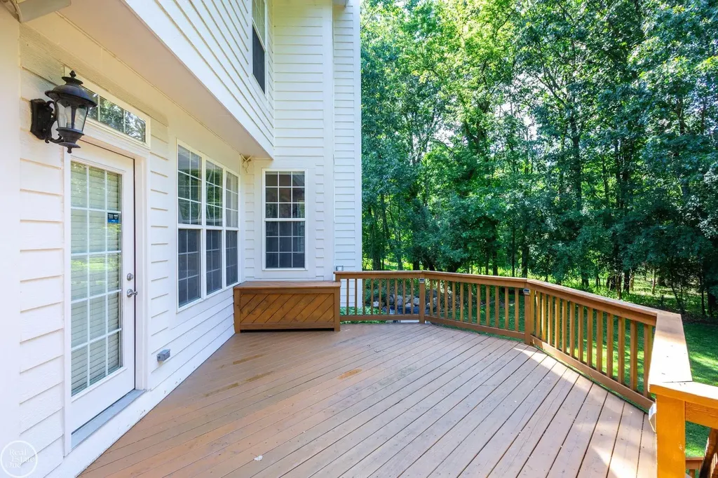 5426 Murray Court Waterford Charter Township MI 48327