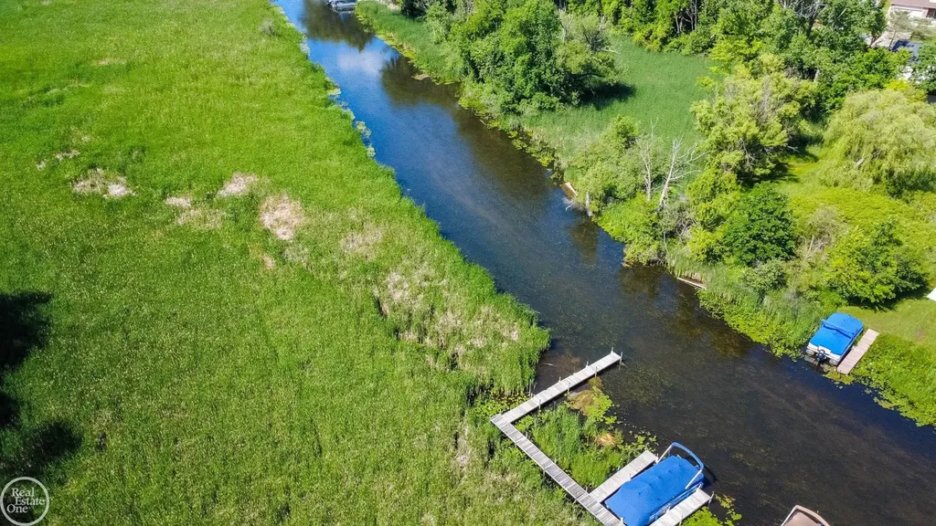 5426 Murray Court Waterford Charter Township MI 48327