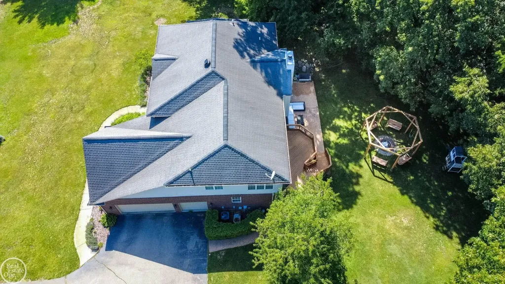 5426 Murray Court Waterford Charter Township MI 48327