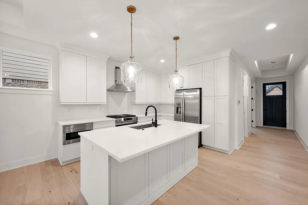 5944 Willow Grove Drive Troy City MI 48085