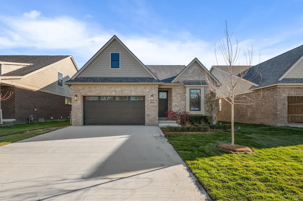 5944 Willow Grove Drive Troy City MI 48085