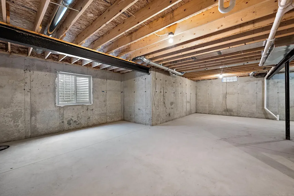 5944 Willow Grove Drive Troy City MI 48085