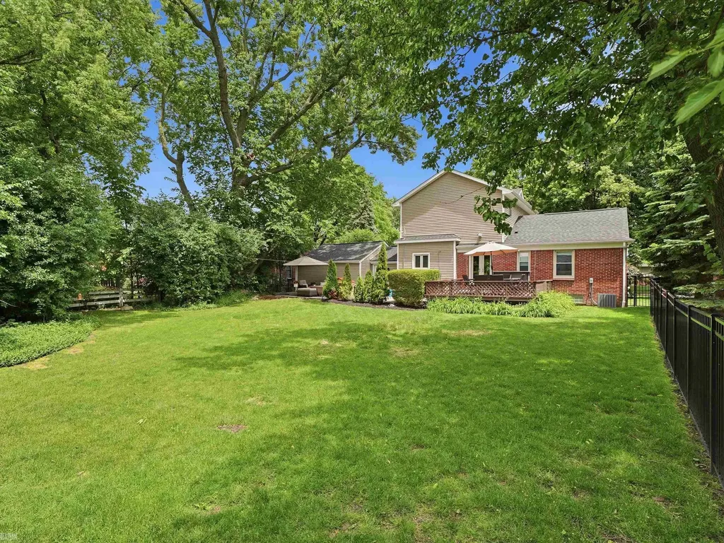 2622 Bembridge Road Royal Oak City MI 48073