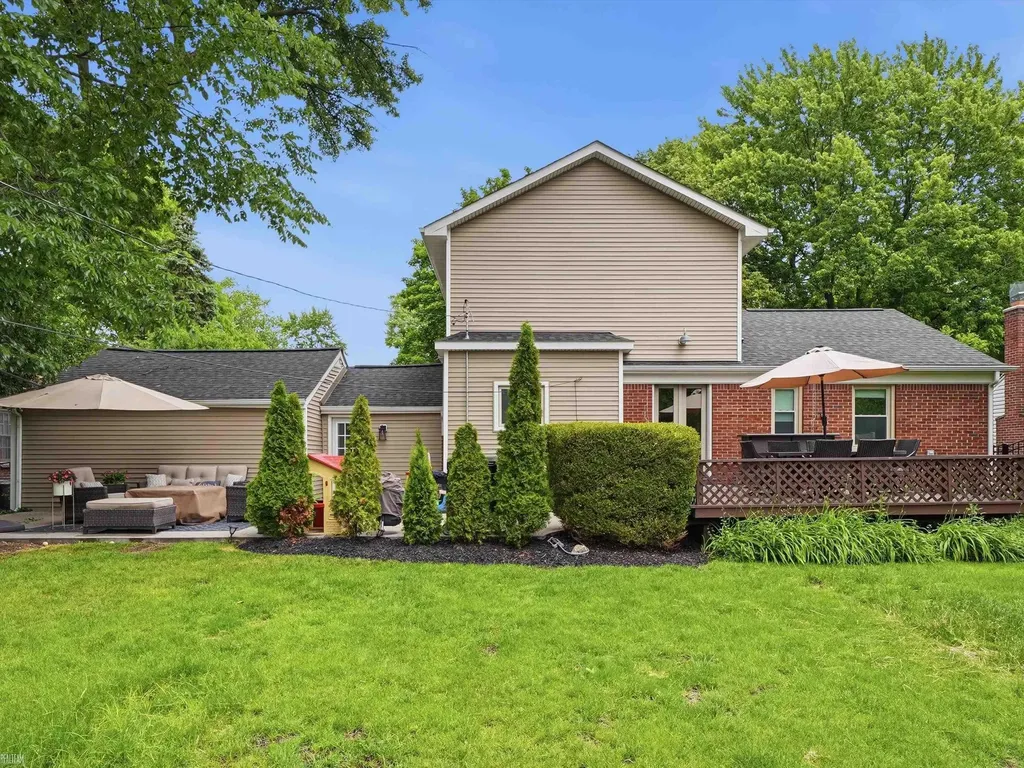 2622 Bembridge Road Royal Oak City MI 48073