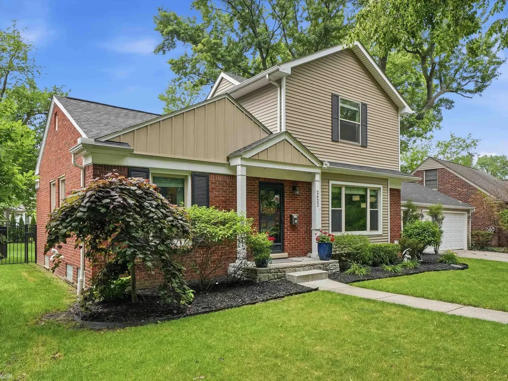 2622 Bembridge Road Royal Oak City MI 48073