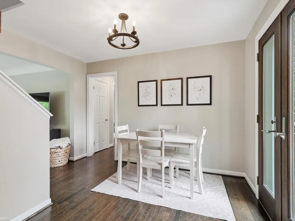 2622 Bembridge Road Royal Oak City MI 48073