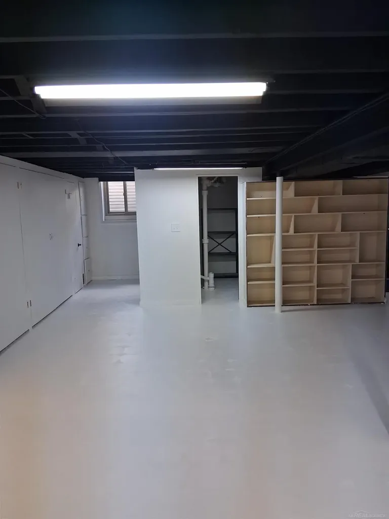 30230 Rosebriar Street St. Clair Shores City MI 48082