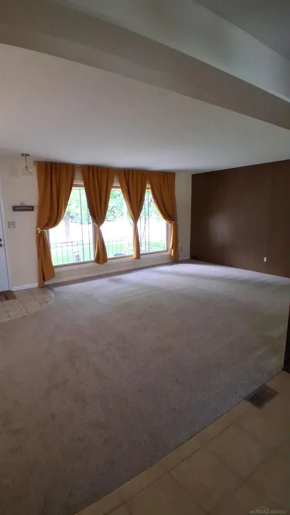 30230 Rosebriar Street St. Clair Shores City MI 48082