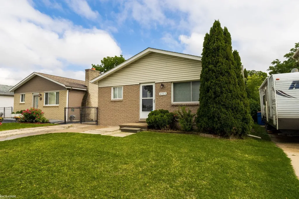 4153 Norbert Street Warren City MI 48091