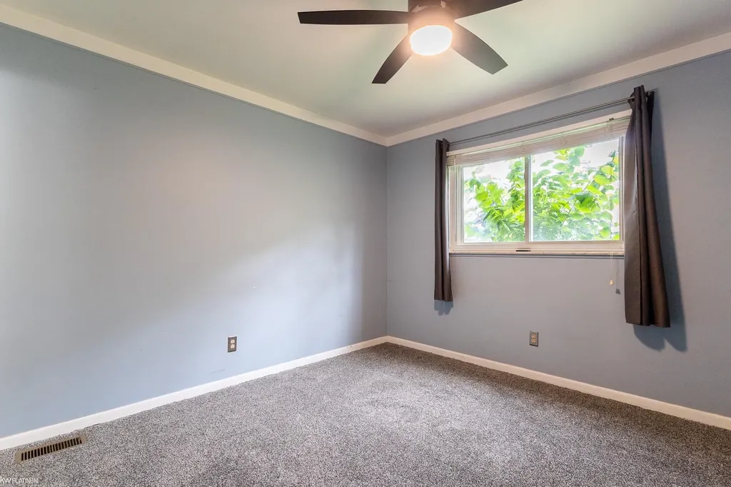 4153 Norbert Street Warren City MI 48091