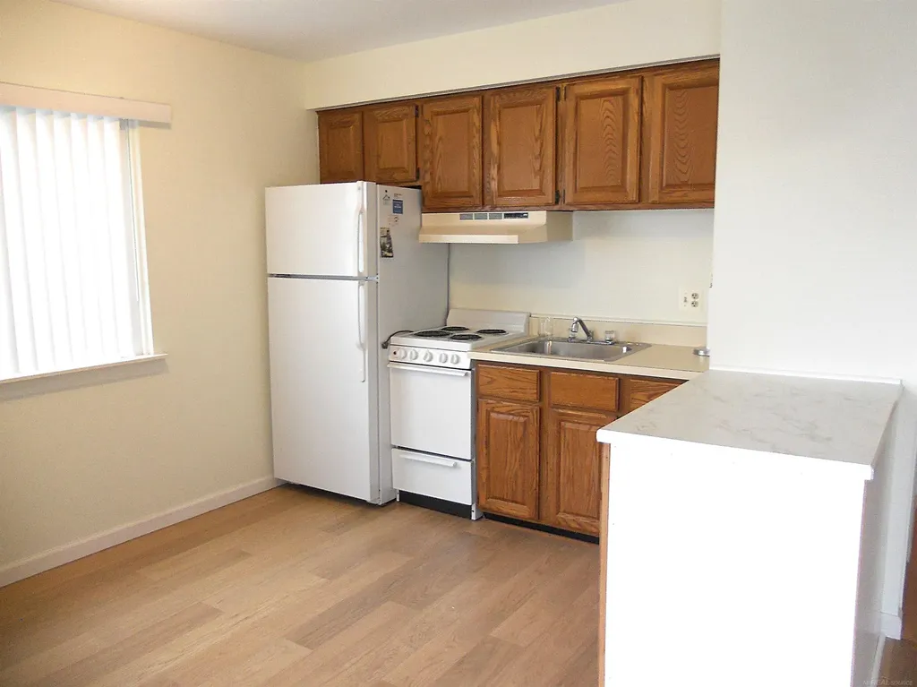 8147 Busko Street Warren City MI 48093