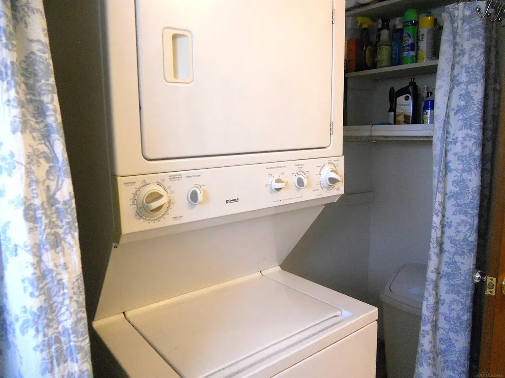 8147 Busko Street Warren City MI 48093