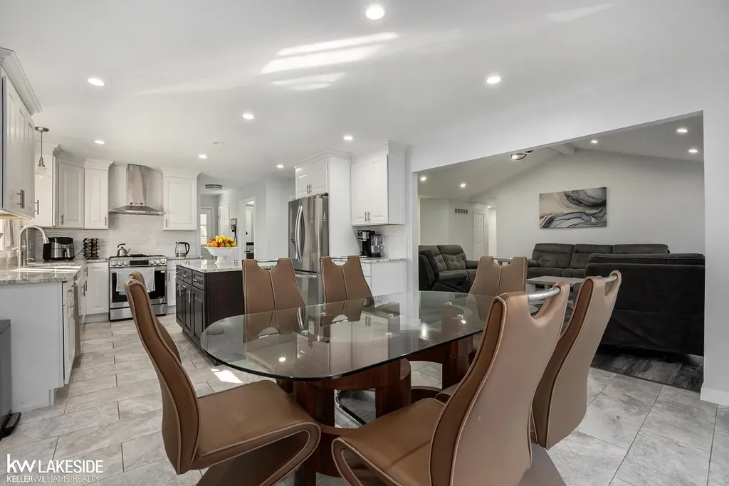 2679 Larch Drive Sterling Heights City MI 48314