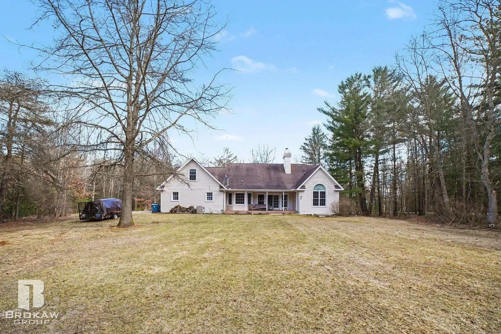 2910 Ginger Drive Coleman City MI 48618