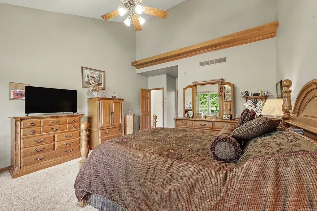 3189 Huntington Circle Washington Township MI 48094