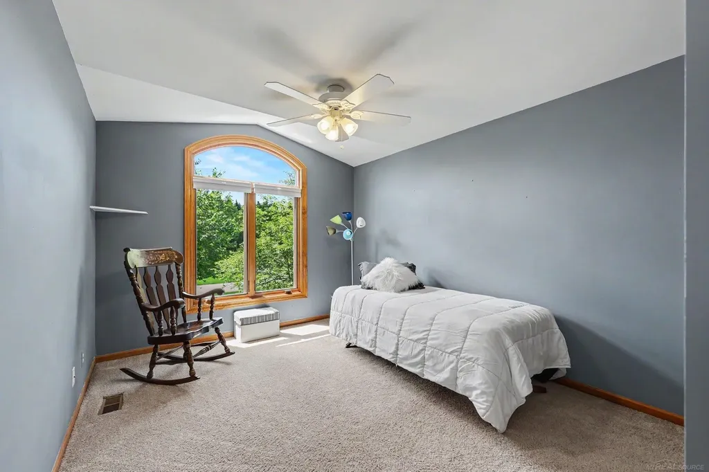 3189 Huntington Circle Washington Township MI 48094