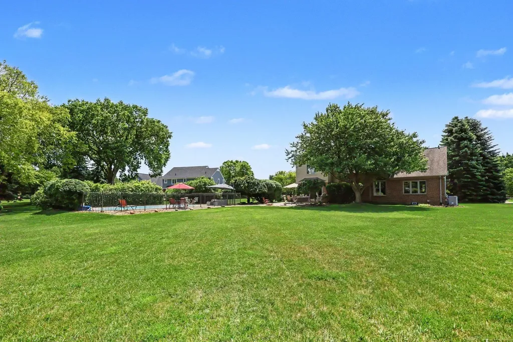 3189 Huntington Circle Washington Township MI 48094
