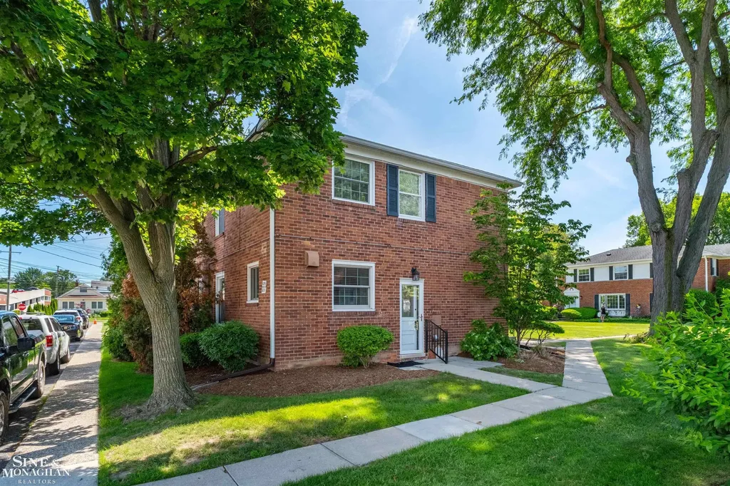 617 Notre Dame Street Grosse Pointe City MI 48230