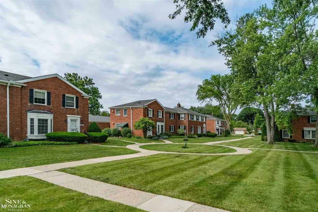 617 Notre Dame Street Grosse Pointe City MI 48230