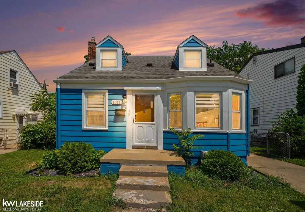1011 Hoffman Avenue Royal Oak City MI 48067