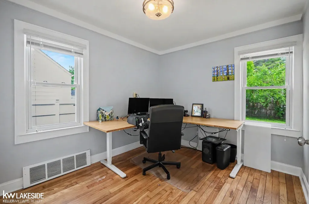 1011 Hoffman Avenue Royal Oak City MI 48067