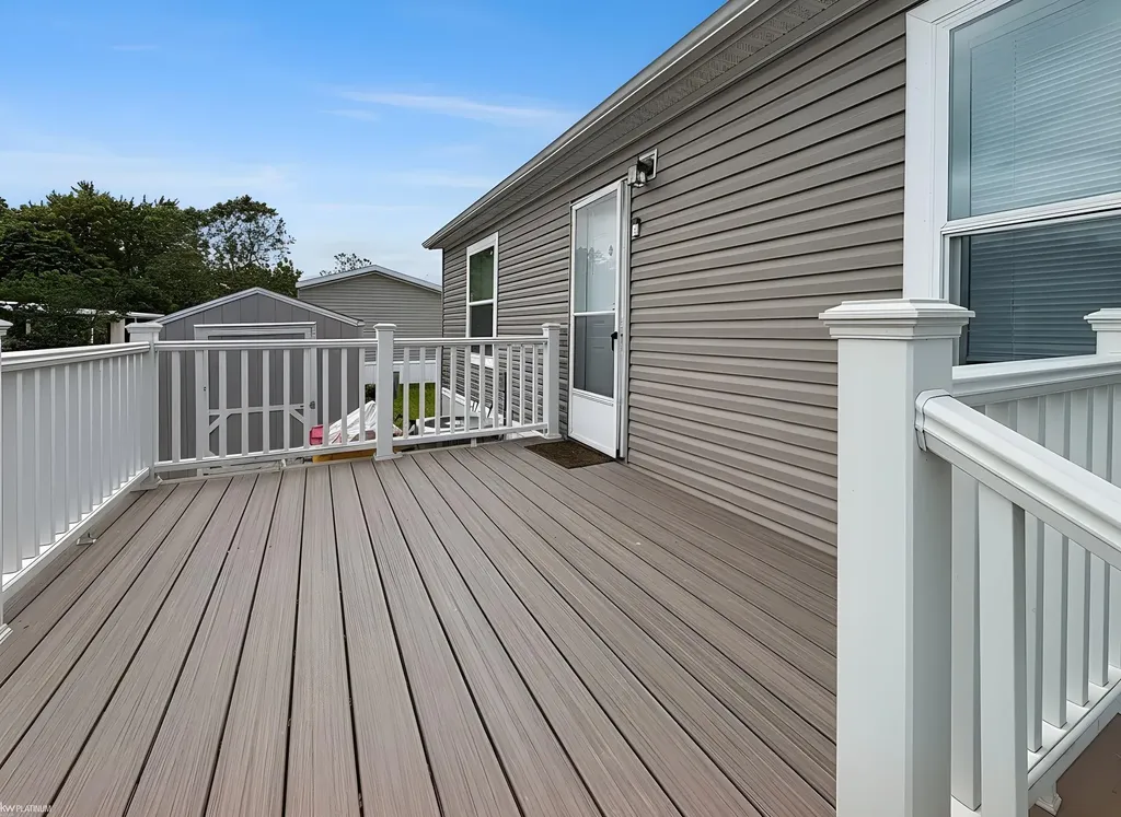 16228 Notre Dame Street Clinton Charter Township MI 48038