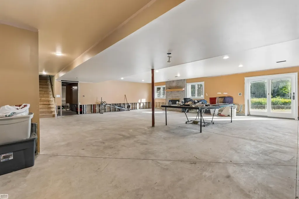 1902 Bauman Road Columbus Township MI 48063