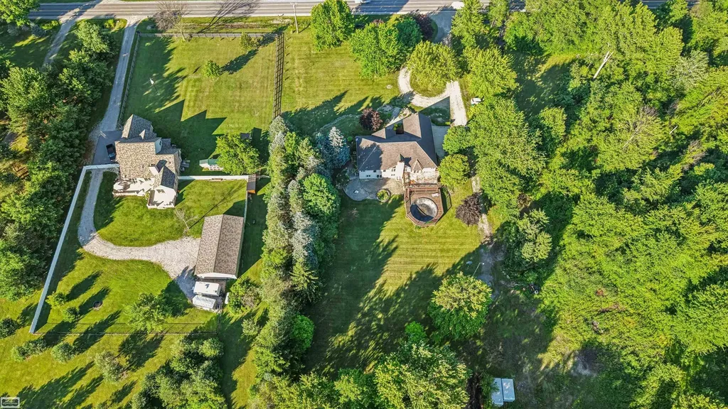 1902 Bauman Road Columbus Township MI 48063
