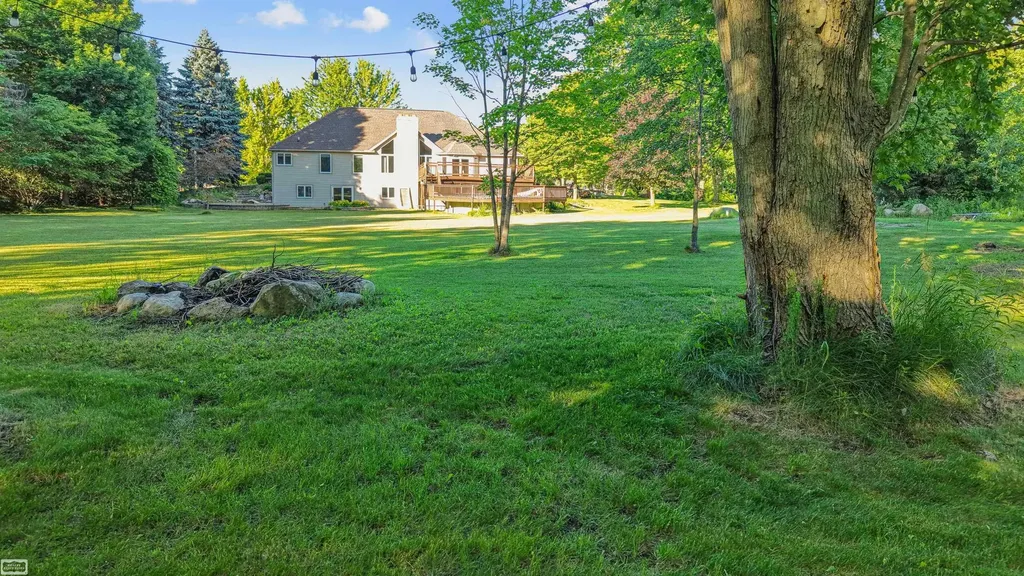 1902 Bauman Road Columbus Township MI 48063
