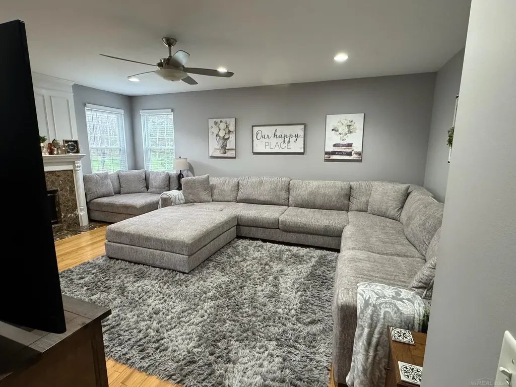 48805 Rockefeller Drive Canton Charter Township MI 48188