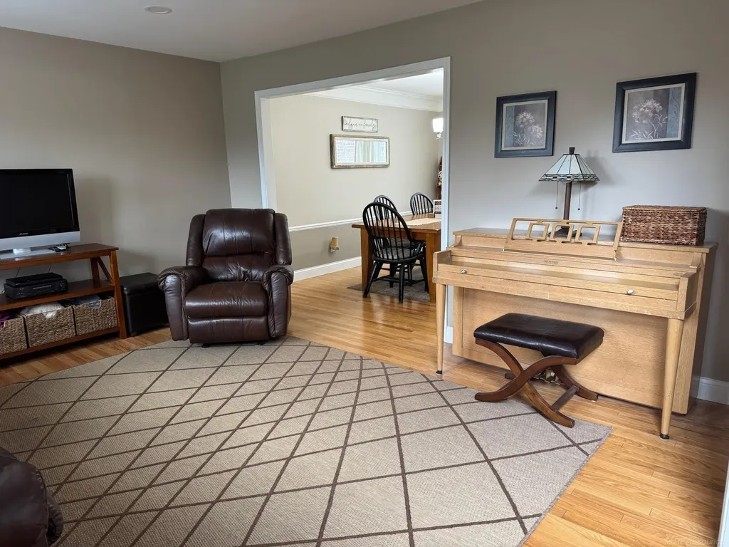 48805 Rockefeller Drive Canton Charter Township MI 48188