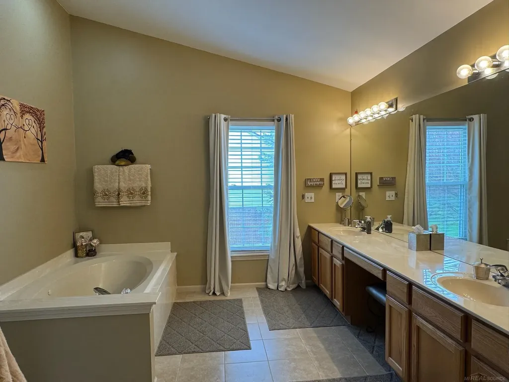 48805 Rockefeller Drive Canton Charter Township MI 48188