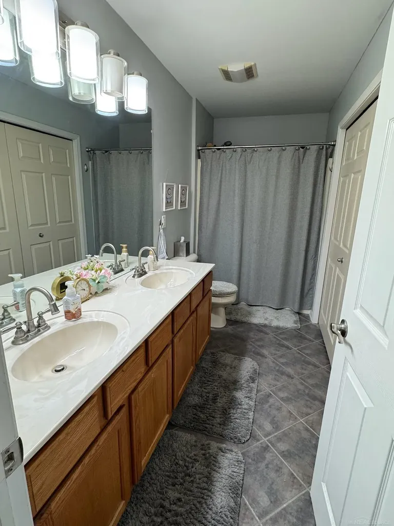 48805 Rockefeller Drive Canton Charter Township MI 48188