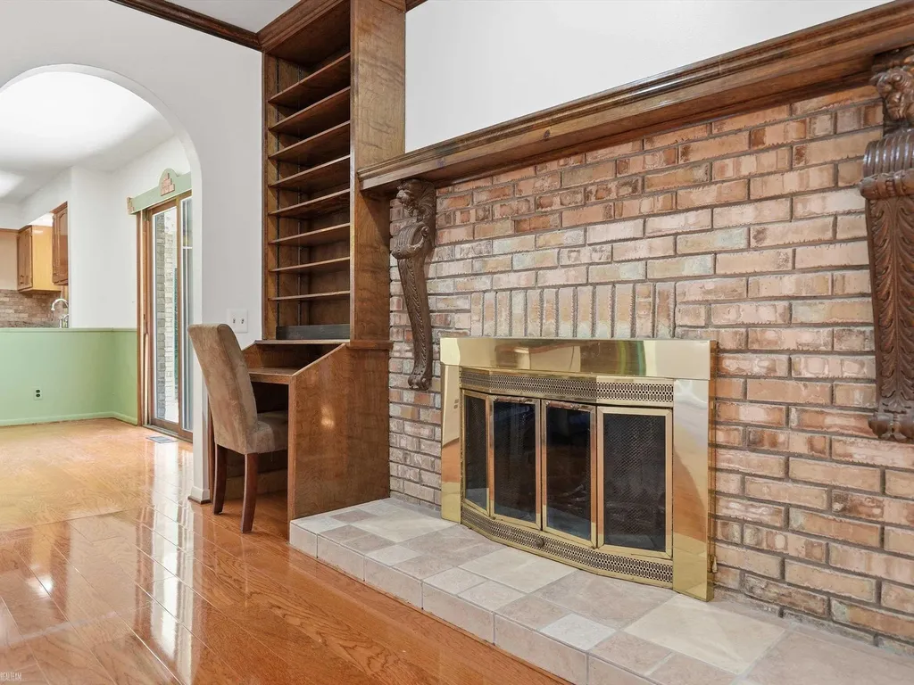 42424 Tessmer Drive Sterling Heights City MI 48314