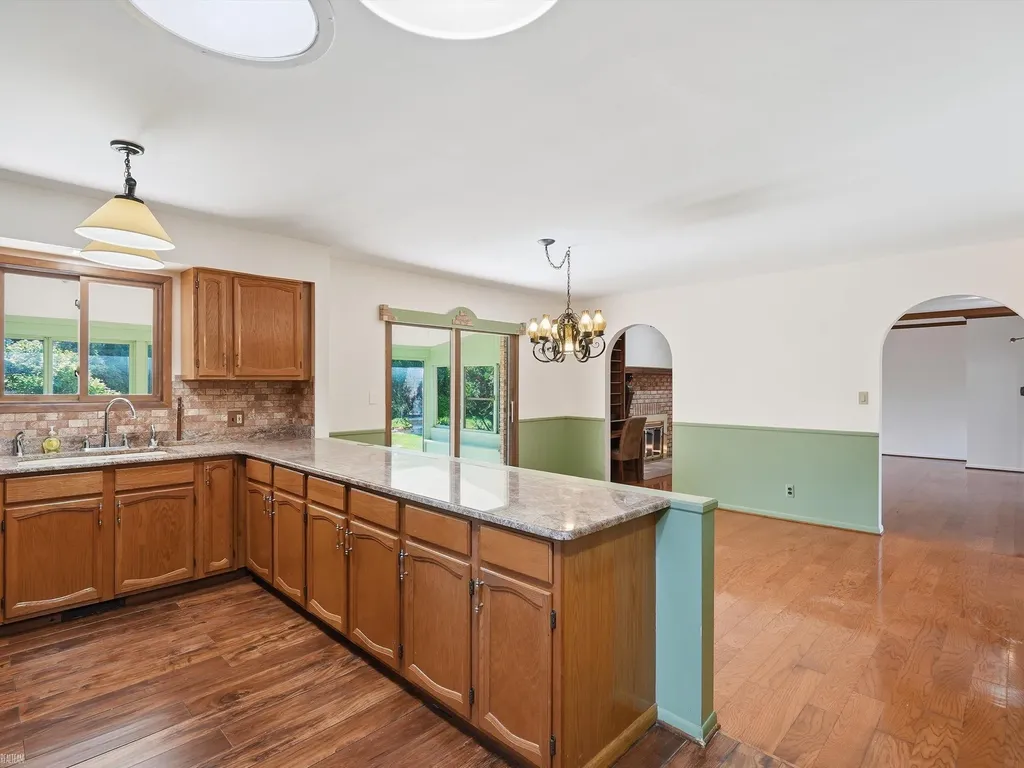 42424 Tessmer Drive Sterling Heights City MI 48314