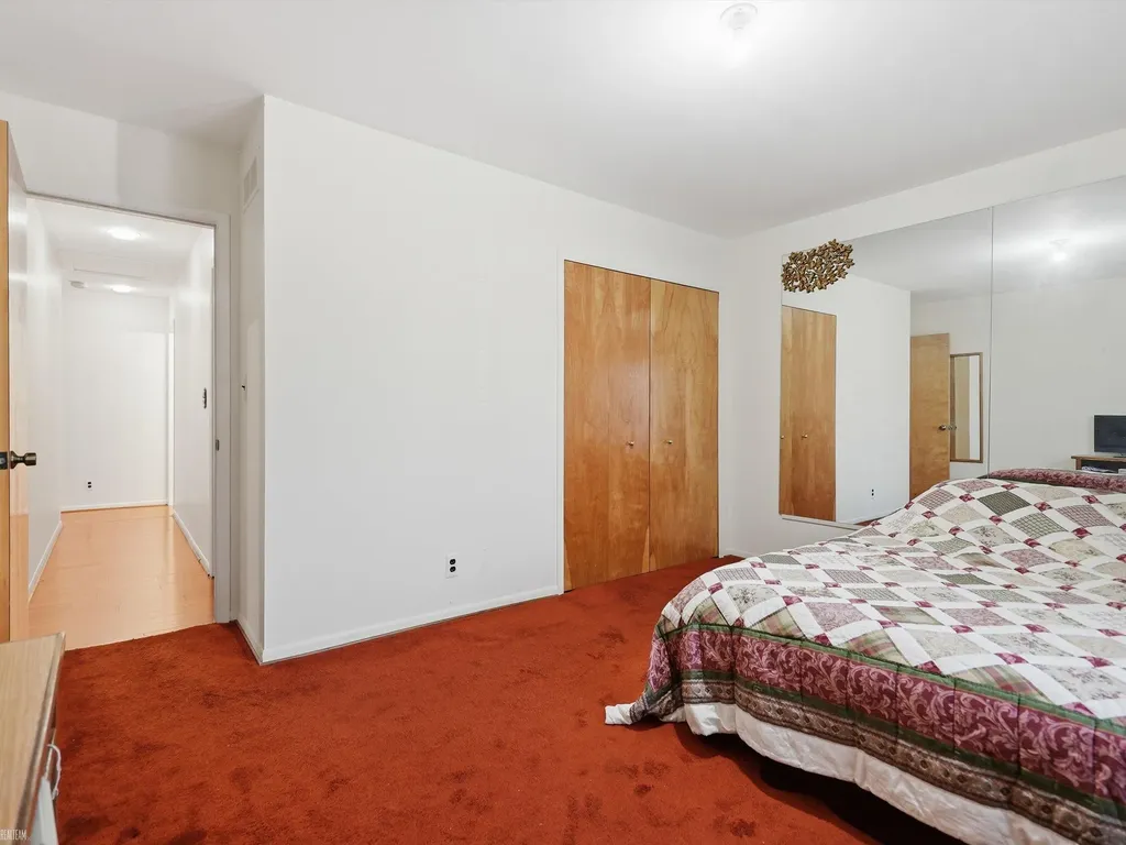42424 Tessmer Drive Sterling Heights City MI 48314