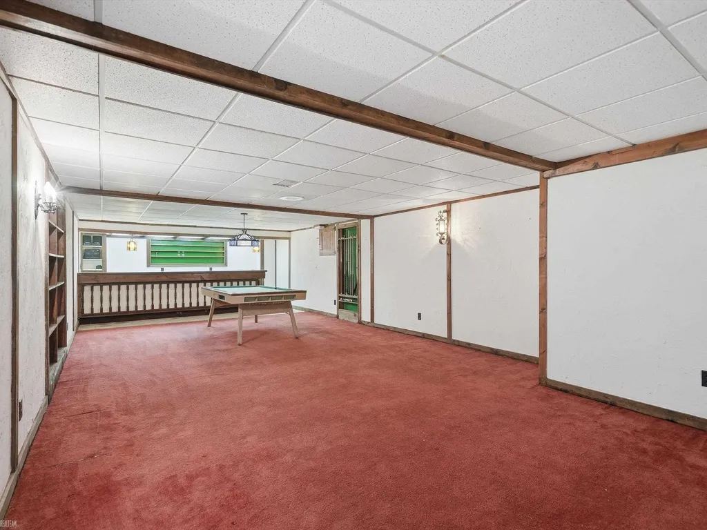 42424 Tessmer Drive Sterling Heights City MI 48314