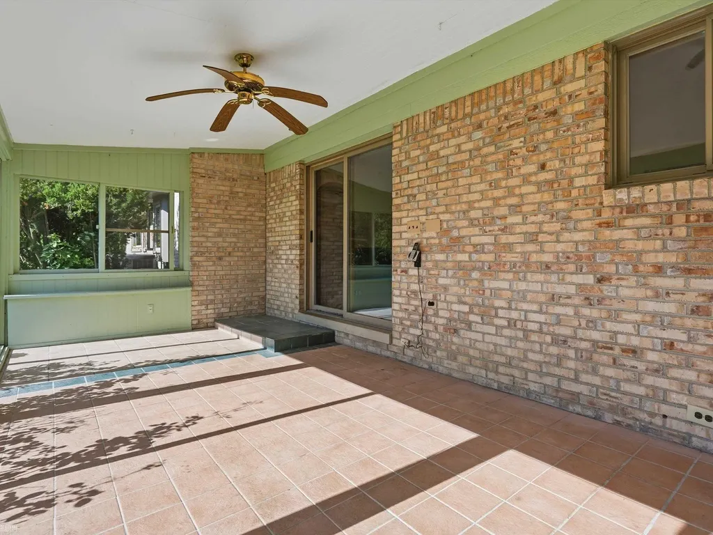 42424 Tessmer Drive Sterling Heights City MI 48314
