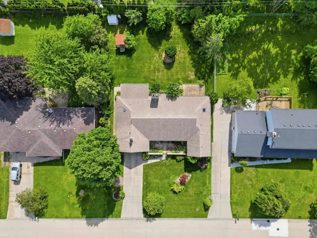 42424 Tessmer Drive Sterling Heights City MI 48314