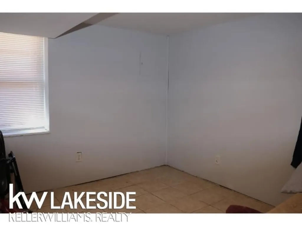 1213 12th Street Port Huron City MI 48060