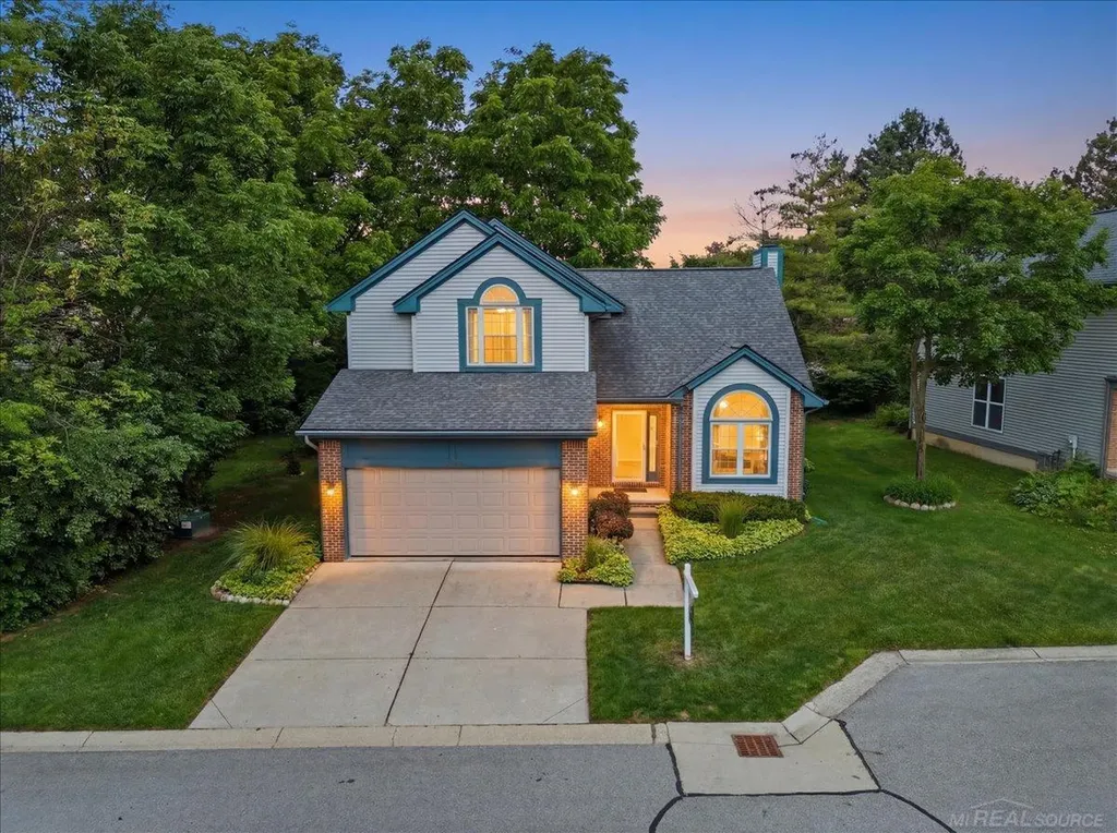 23183 Potomac Circle Farmington Hills City MI 48335