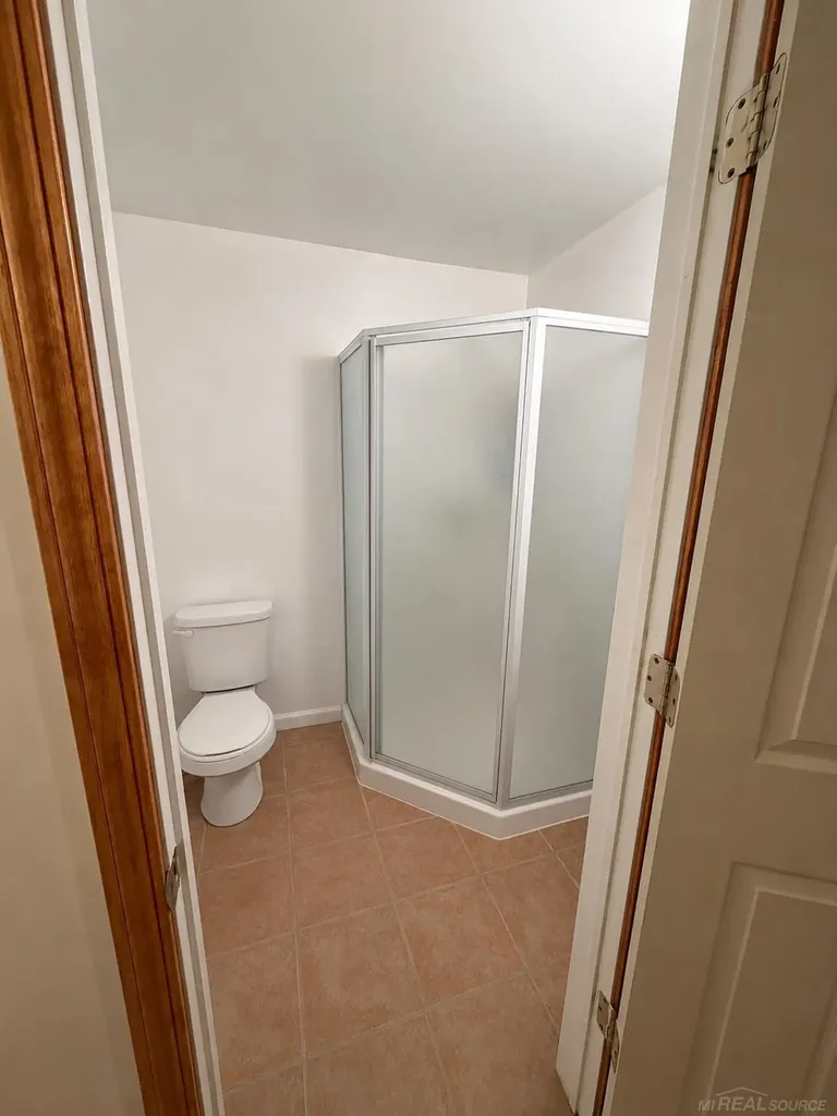 23183 Potomac Circle Farmington Hills City MI 48335
