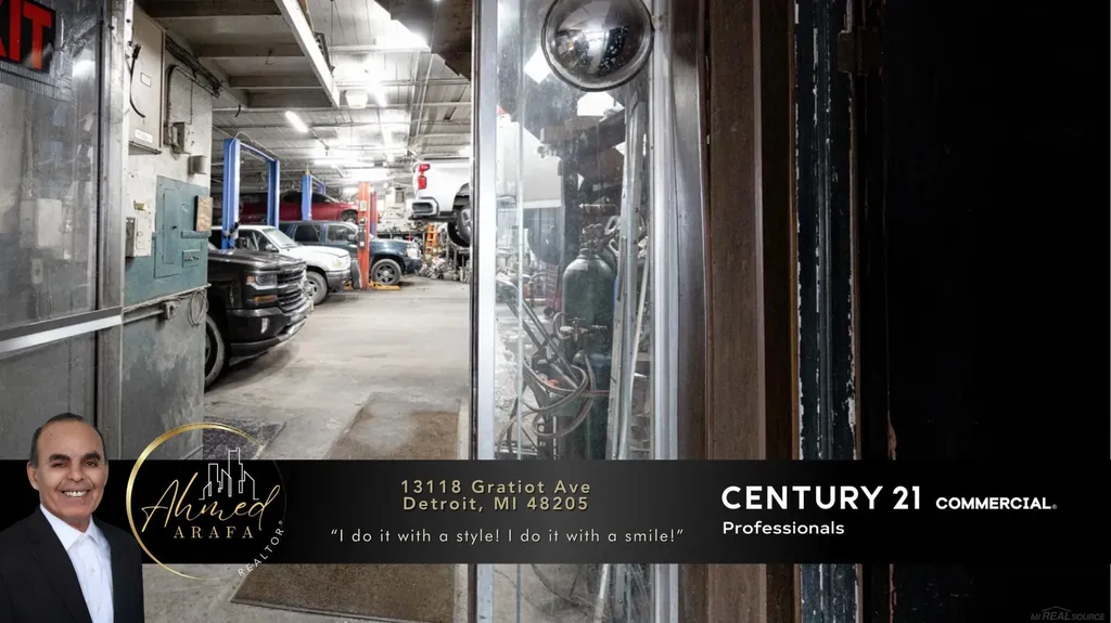13118 Gratiot Avenue Detroit City MI 48205