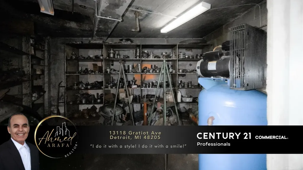 13118 Gratiot Avenue Detroit City MI 48205