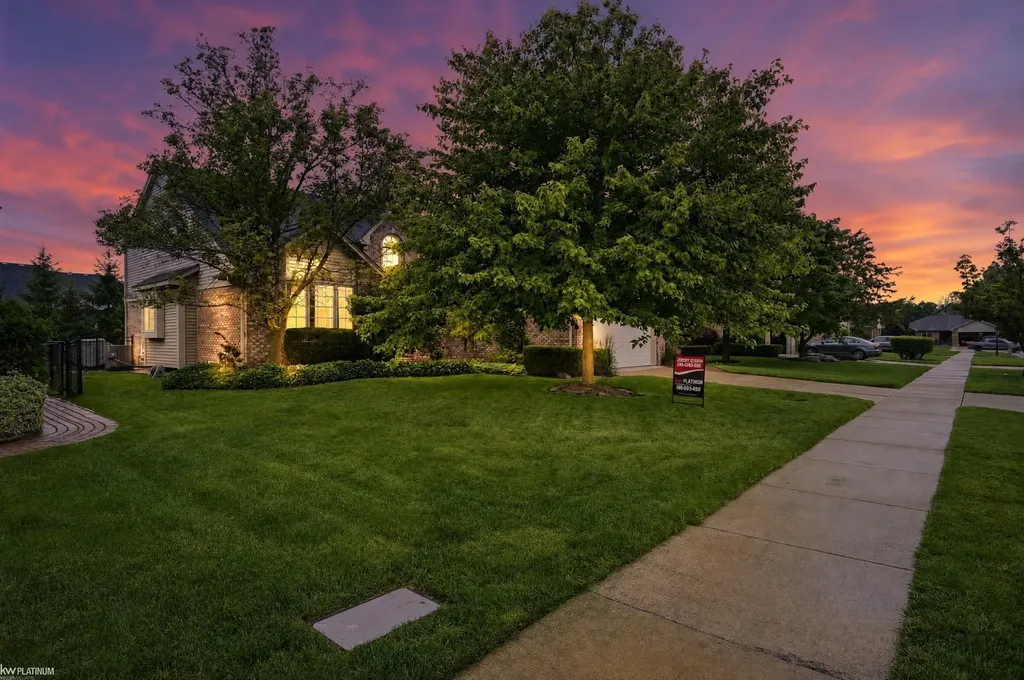15706 Tranquil Drive Macomb Township MI 48042