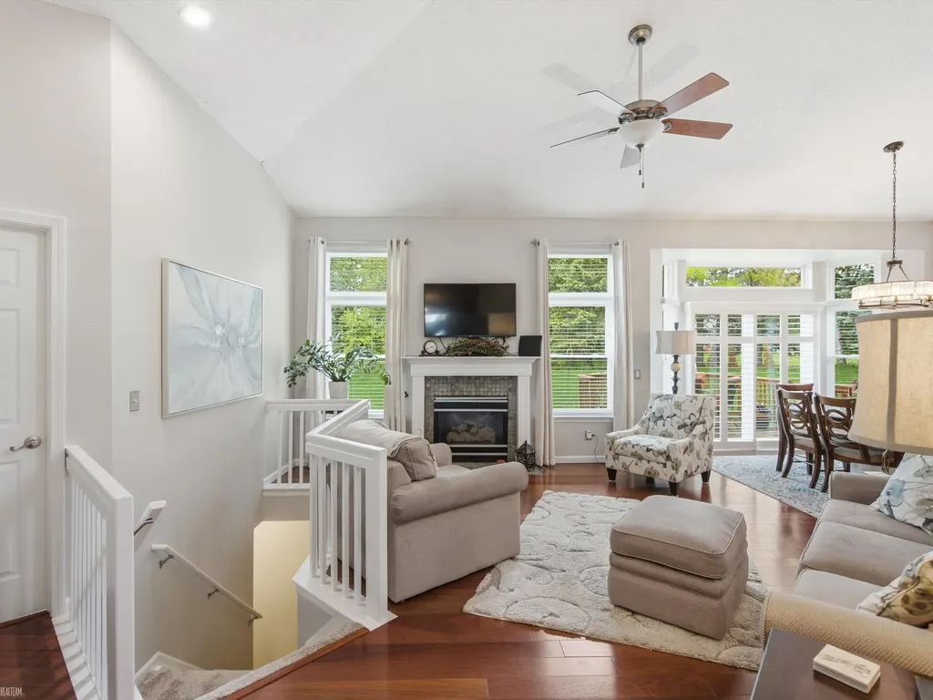4652 Amberwood Court Oakland Charter Township MI 48306